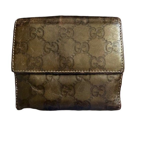 Gucci Embossed Leather Wallet - Picture 2 of 9